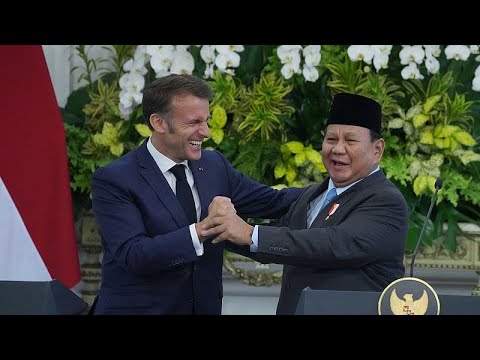 Video Thumbnail: "Großer Freund": Macron trifft Amtskollege Subianto in Indonesien
