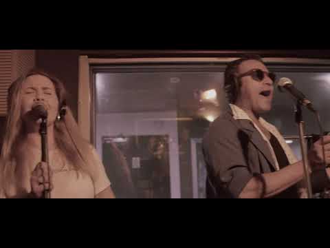 Cais Sodré Funk Connection - Back on Track | Ao vivo na Antena 3 | Antena 3