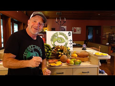 Four Tropical Fruits Every Fruit Lover Should Try