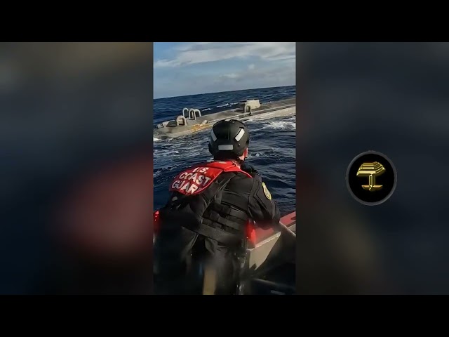 EE.UU.  muestra cómo la Guardia Costera interceptó un semi sumergible en el Pacífico