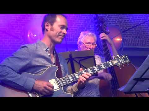 Festival 48 of Django Reinhardt by Alexandre Cavaliere Live Version.