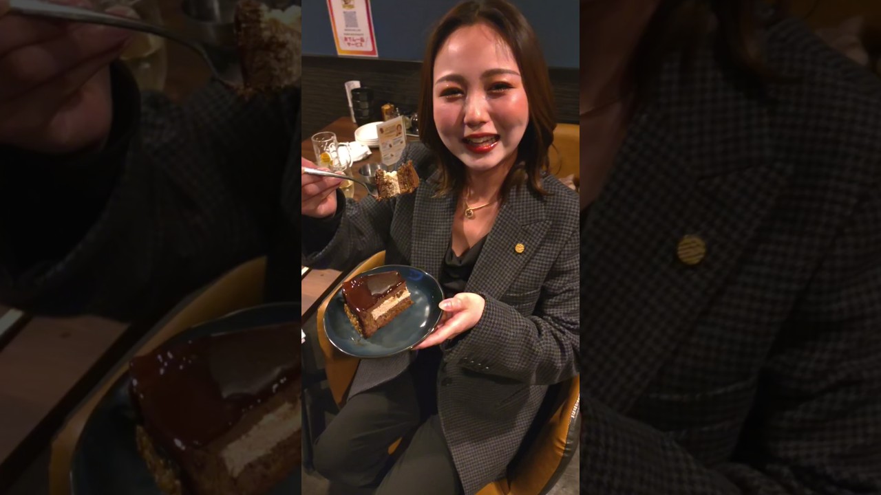 ありささん誕生日おめでとうございますｯｯｯチョコケーキｯｯｯ #誕生日 #おでん #上野 #椿屋珈琲 #bar #美女 #ケーキ