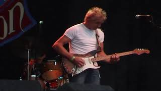 The Jerry Donoghue Band - "No More Sad Refrains"  Cropredy 2004