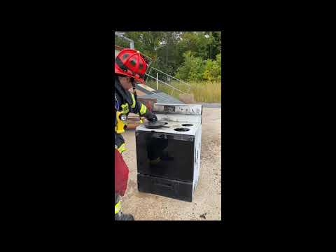 West Webster Volunteer Fire Department- How To Extinguish A Stove/Oven Fire Safely