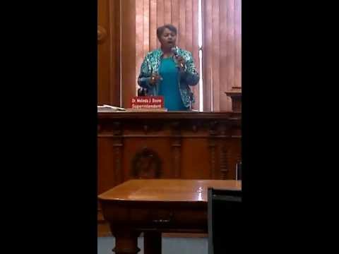 Dr. Melinda Boone thanks Gale Nigrosh