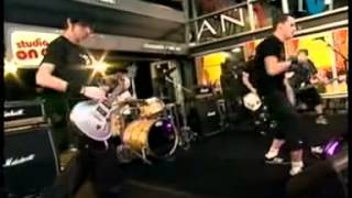 Good Charlotte Little Things legendado