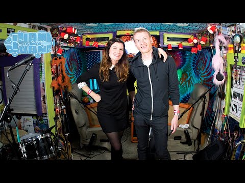 TEDDY THOMPSON AND KELLY JONES - "Never Knew You Loved Me"  (Live in Austin, TX 2016) #JAMINTHEVAN