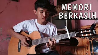 Download lagu (Siti nordiana ft Acik spin)- Memori Berkasih - Andre Fingerstyle Guitar cover mp3