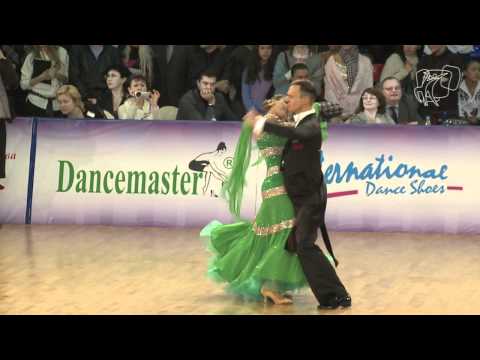 2011 World Standard:  Vaidotas Lacitis - Veronika Golodneva, LTU, Round 2