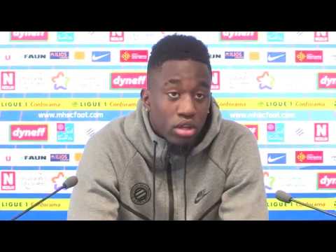 Isaac Mbenza avant SCO vs MHSC (CdL)