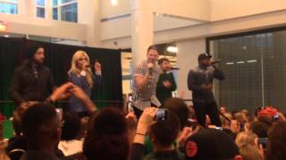 PENTATONIX- Hark! The Herald Angels Sing LIVE