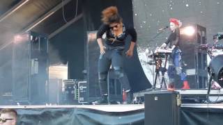 Grimes -  Artangels  @Osheaga 2016