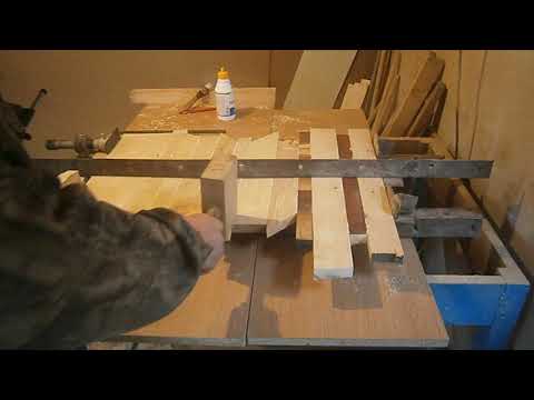 Резьба по дереву. Склейка щитов для тумбочки.