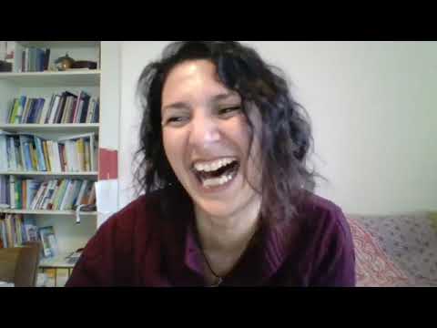 20 minuti di risate e riflessioni sullo Yoga della Risata