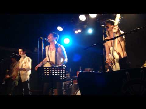 Butch Walker & The Black Widows - Rich Girl (Hall & Oates cover) live at the Garage London