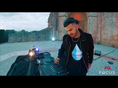 Hugo Cantarra live at Abbaye de Trizay, France for FOCUS