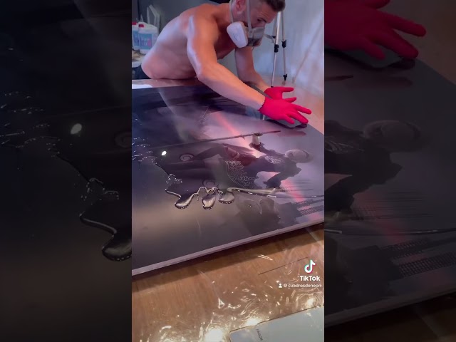 Vídeo relacionado con Cuadro cyberpunk japonés neón futurista - Regalo personalizado nombre