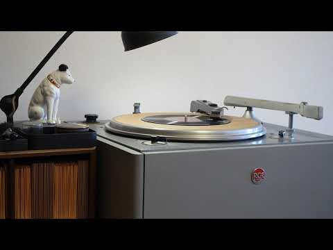 Red Light / Jazz Club American Hot Band