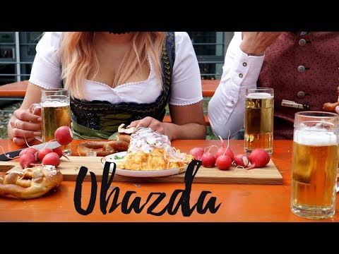 Obazda klassisch zubereiten. Wiesn-Count-Down im Gourmondo Food Studio