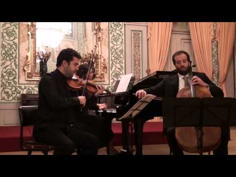 O eterno Feminino em Peer Gynt (E. Carrapatoso) HD