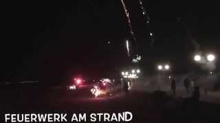 preview picture of video 'Silvesterfeuerwerk am Strand'