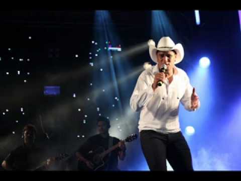 Nando Moreno - Submisso a Você