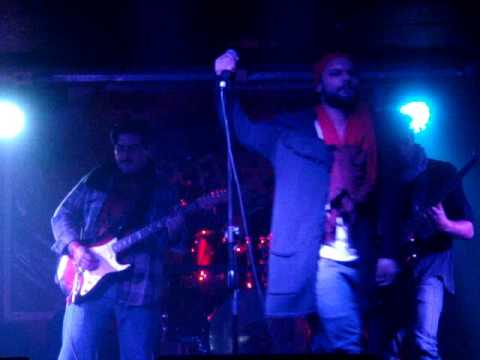 AVÉ DELØN - PASAN LOS DIAS (GREENS 08-07-16)