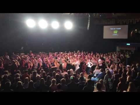 NTNUi danseshow høst 2016 - Avslutningsdans - show1