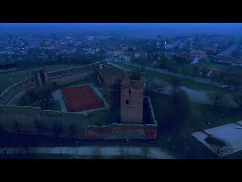 Castel d'ario col drone