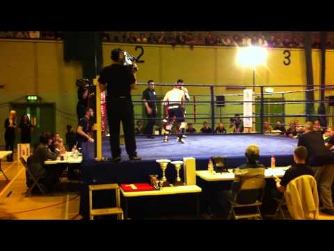 Dave Cook (THE DEN FIGHT CENTRE) vs KYLE STONEHAM (SOUTHEND MUAY THAI)