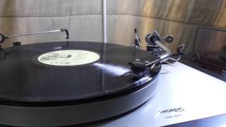 Budgie - Panzer Division Destroyed - Vinyl - Thorens TD 160 Super - AT440MLa