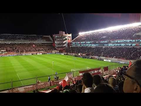 "Recibimiento Independiente 2 vs atl.Tucuman 0 COPA SUDAMERICANA 2017" Barra: La Barra del Rojo • Club: Independiente