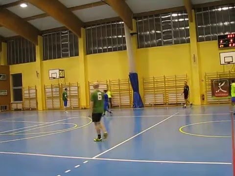StrefaFutbolu.pl: Emoqa Squad - Restauracja Lotos (1)