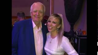 Debbie Gibson Performs &quot;Home&quot; with a New Intro from Sir Tim Rice