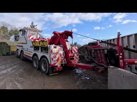 Rollover of a 44Ton Truck and Trailer // Heavy Rescue