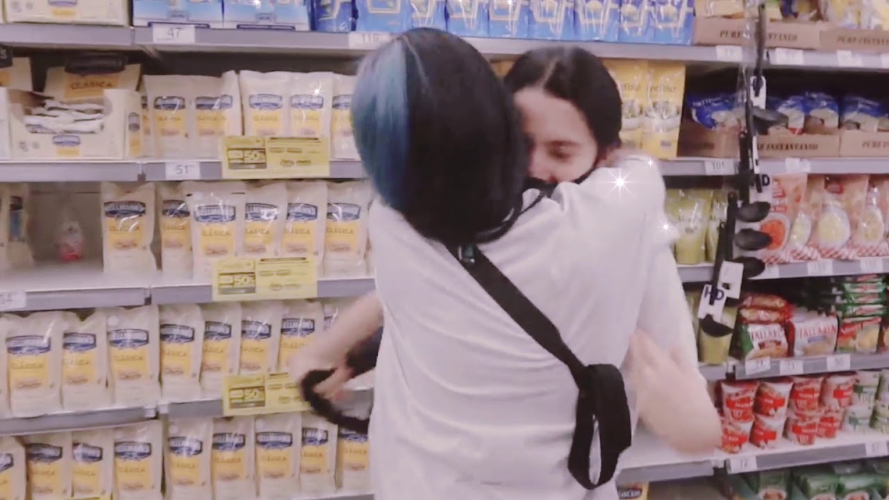 Ella Es La Favorita La Que Canta En La Zona