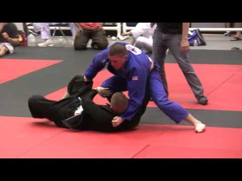 My first BJJ tournement - round3