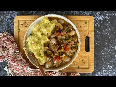 HOW TO MAKE Mushroom Bourguignon with Creamy Cauliflower Mashed Potatoes (vegan)