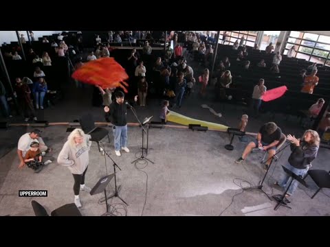 My Heart Burns For You + Lift Up Holy Hands/He's Alive + Who Else + Worthy Of It All |UPPERROOM 