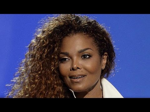 جنات جاكسون تنجب مولودها الأول