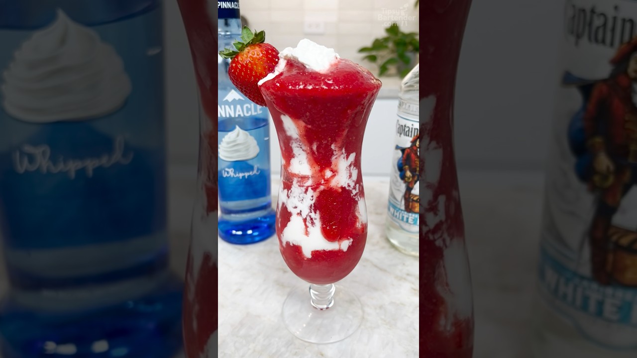 Strawberries and cream daiquiri #cocktail