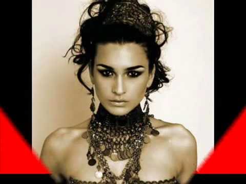 Elsa Lila Moj e Bukura Morea .....