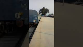 preview picture of video 'Bahraich Railway station Gauge conversion'