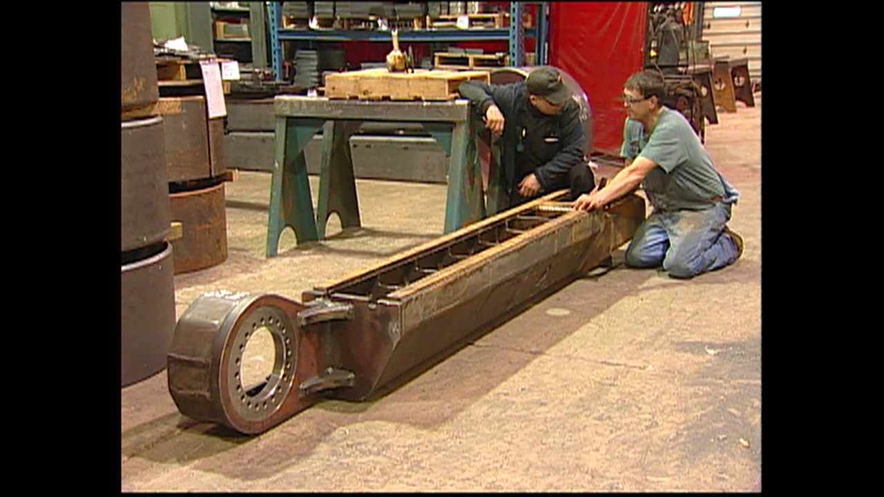 1999: More than 200 Experts Join the Oshkosh Family with Acquisition of Kewaunee Fabrications