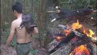 Tecnología Primitiva: Trampa Y Luego Hornear Los Cerdos En El Bosque Desierto | Tecnología De Desie