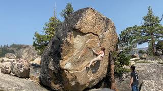 Video thumbnail de Gold as the Sky, V5. Lake Tahoe