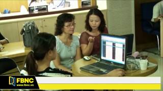 Download the video "FBNC - SACOMBANK THAY NHÂN SỰ CẤP CAO, BÁN CỔ PHIẾU NHÀ BÌNH CHÁNH"