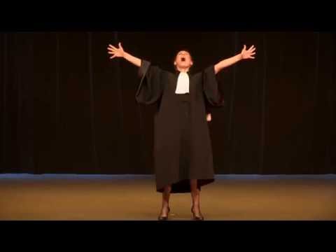"Caroline Vigneaux quitte la robe" en direct sur Paris Première le 15 octobre 2016