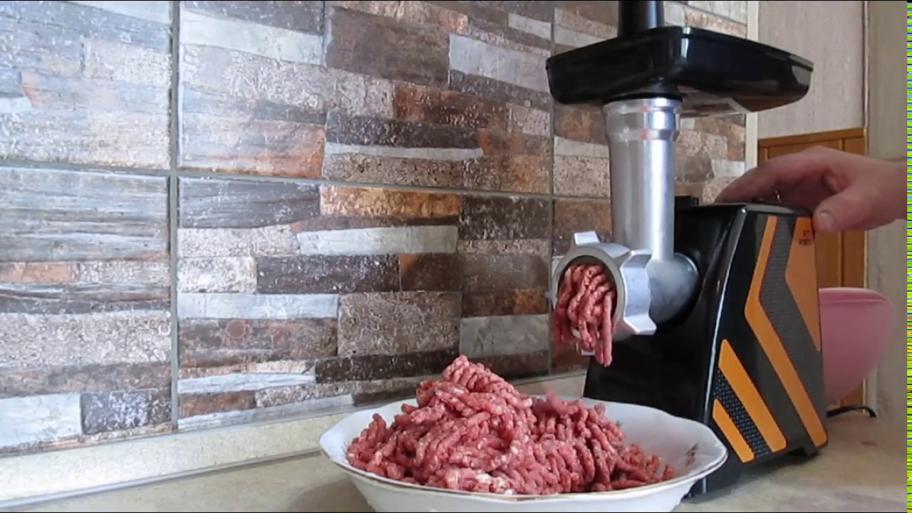 Мясорубка Kitfort KT-2101-1 1500Вт голубой/черный