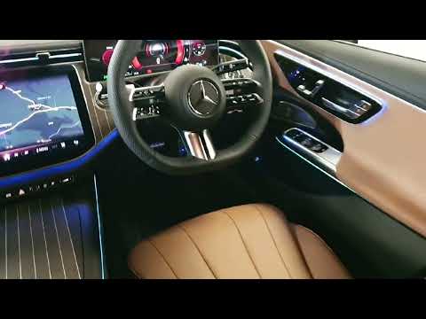 Mercedes-Benz E-Class E 300 de Premium w/ Driving - Image 2